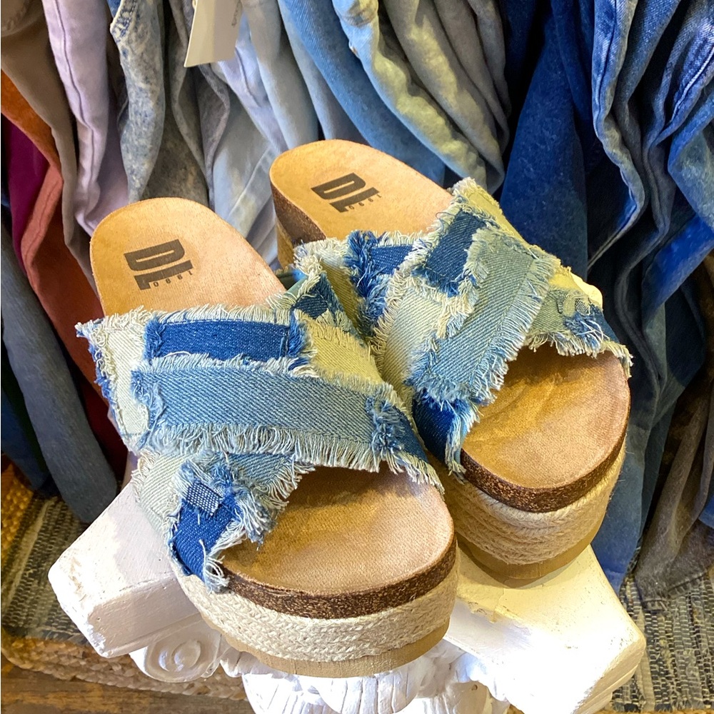 Dirty Laundry Blue Frayed Denim Platform Slide Sandals